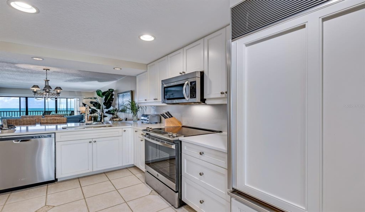 2 Bedrooms Bedrooms, 0 ,2 BathroomsBathrooms,Residential,Sold,0,D6128201