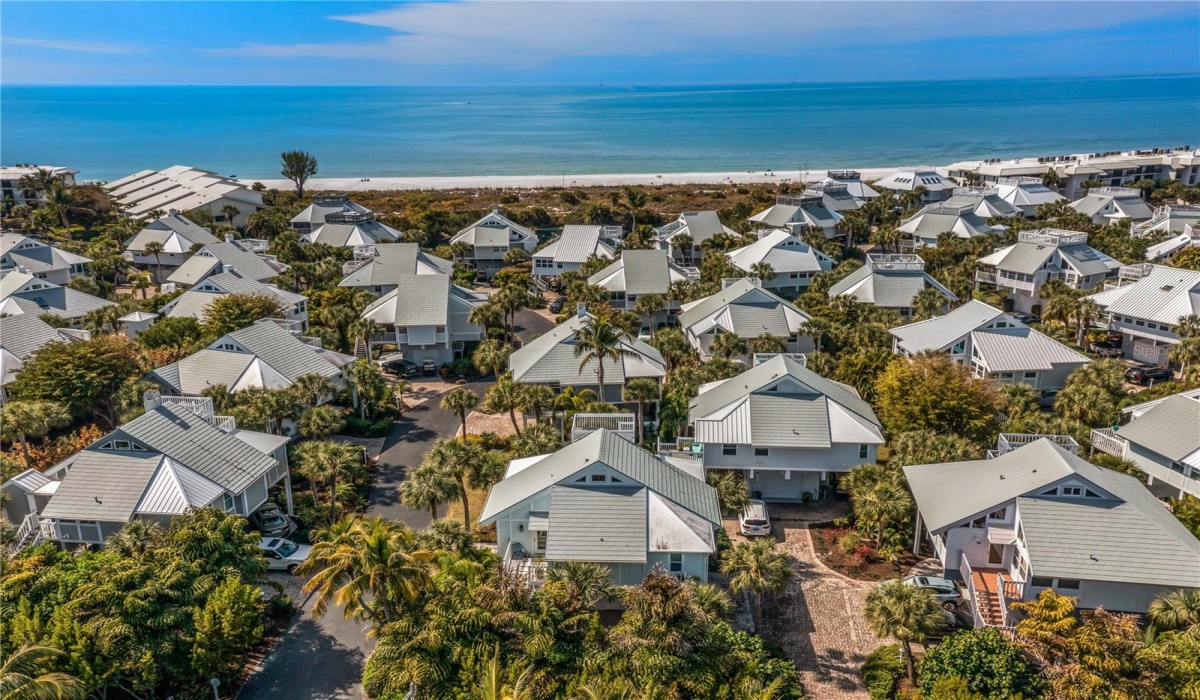 3 Bedrooms Bedrooms, 0 ,3 BathroomsBathrooms,Residential,Sold,0,D6129698