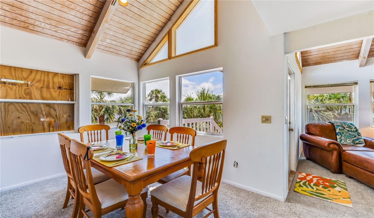 3 Bedrooms Bedrooms, 0 ,3 BathroomsBathrooms,Residential,Sold,0,D6129740