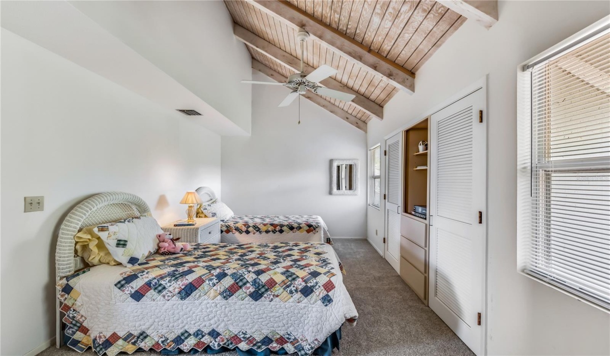 3 Bedrooms Bedrooms, 0 ,3 BathroomsBathrooms,Residential,Sold,0,D6129740