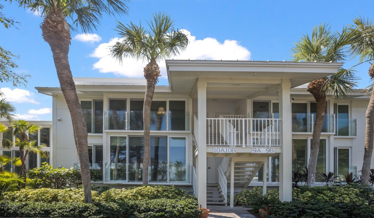 2 Bedrooms Bedrooms, 0 ,2 BathroomsBathrooms,Residential,For Sale,0,D6132642