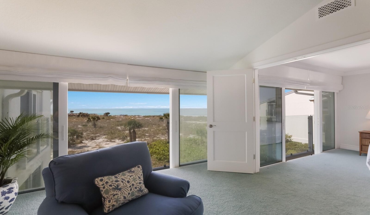 2 Bedrooms Bedrooms, 0 ,2 BathroomsBathrooms,Residential,For Sale,0,D6132642
