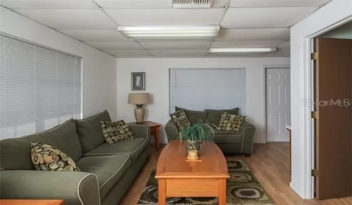 0 , 0 ,0,Residential,For Sale,0,D6134539