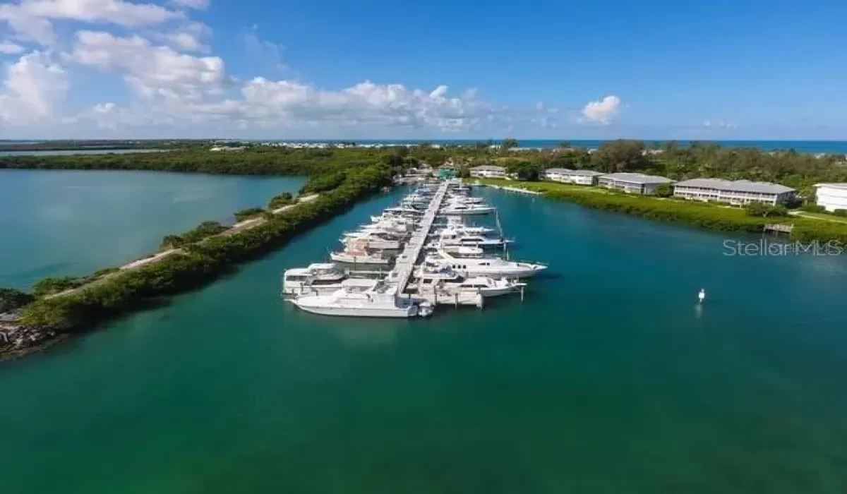 0 , 0 ,0,Residential,For Sale,0,D6134539