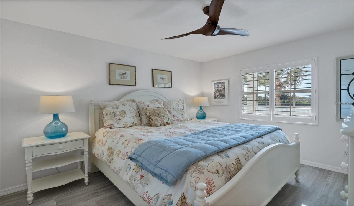 2 Bedrooms Bedrooms, 0 ,2 BathroomsBathrooms,Residential,For Sale,0,D6134973