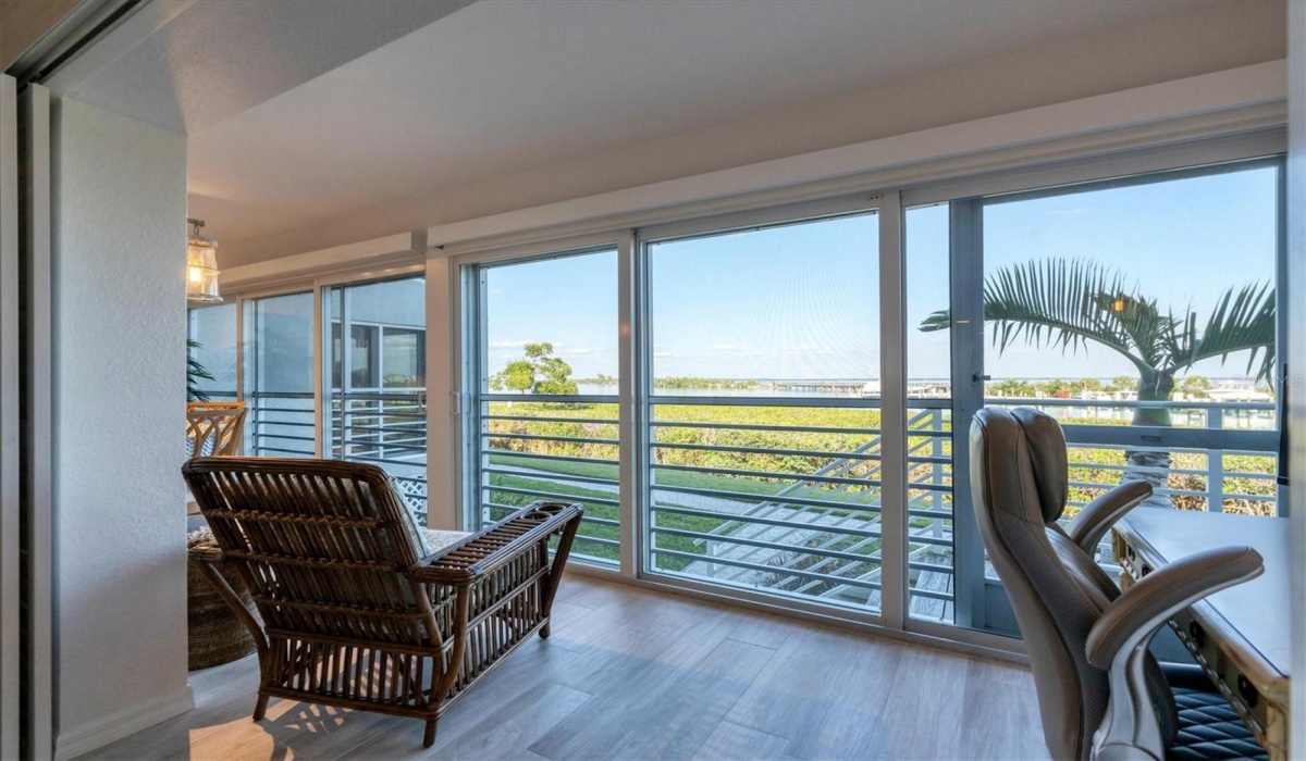 2 Bedrooms Bedrooms, 0 ,2 BathroomsBathrooms,Residential,For Sale,0,D6134973