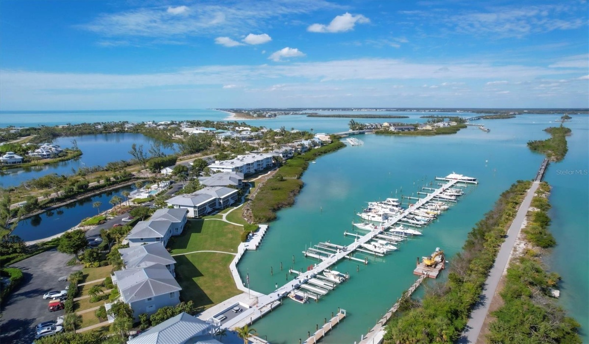 2 Bedrooms Bedrooms, 0 ,2 BathroomsBathrooms,Residential,For Sale,0,D6134973