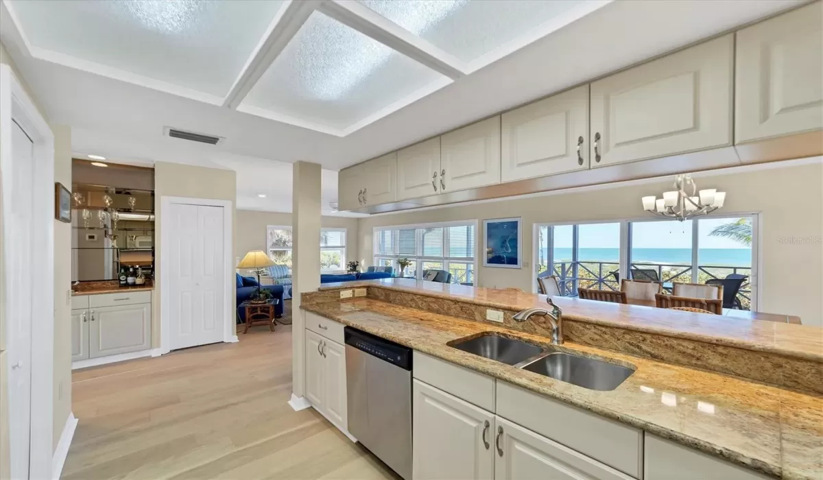 kitchen to gulf