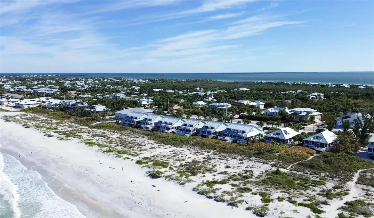 3 Bedrooms Bedrooms, 0 ,3 BathroomsBathrooms,Residential,Sold,0,D6128315