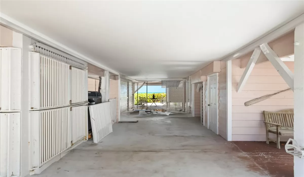 0 , 0 ,0,Land,Sold,0,D6136000