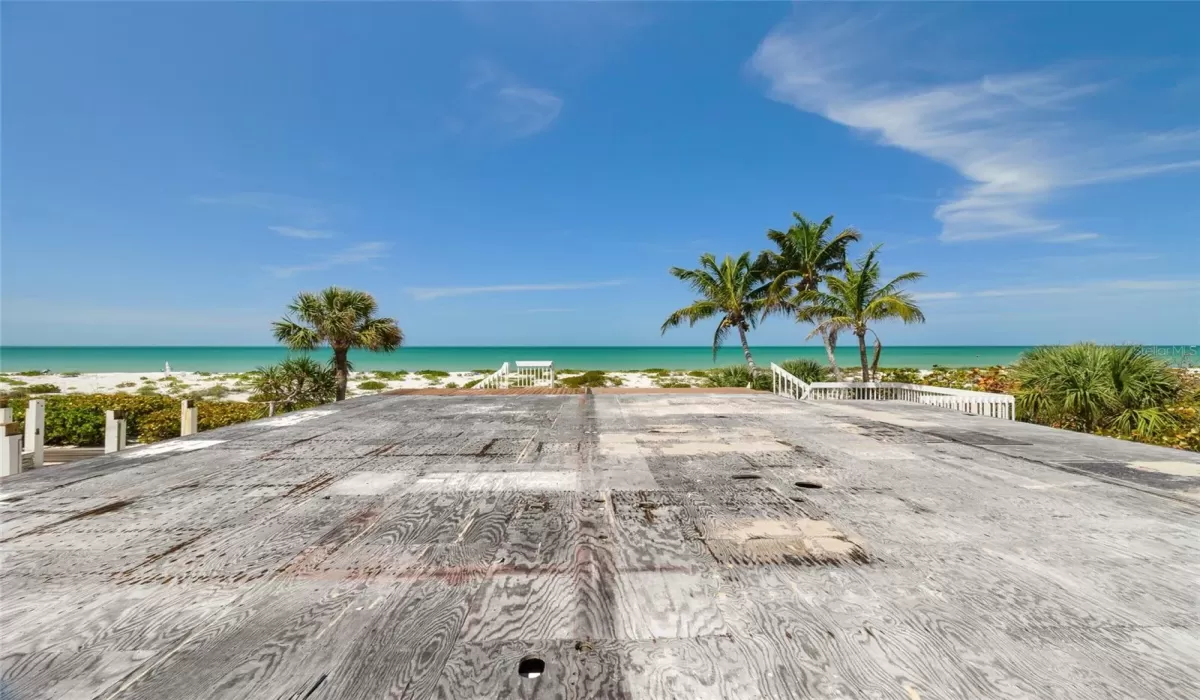 0 , 0 ,0,Land,Sold,0,D6136000