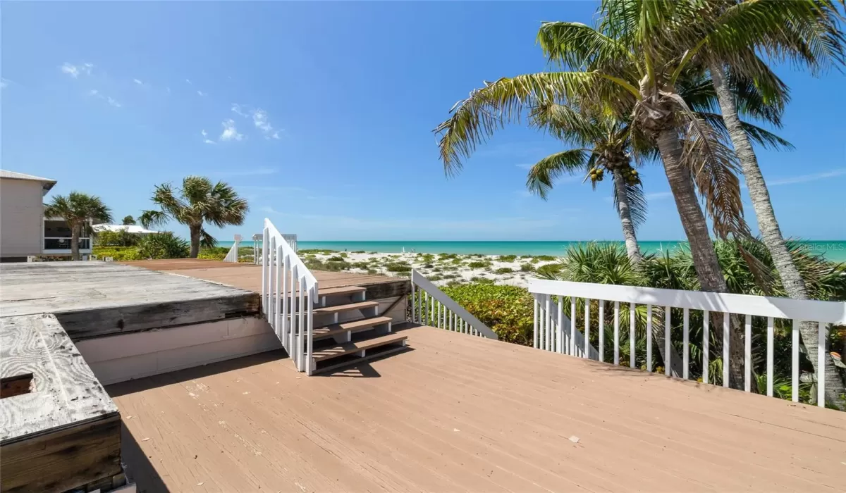0 , 0 ,0,Land,Sold,0,D6136000