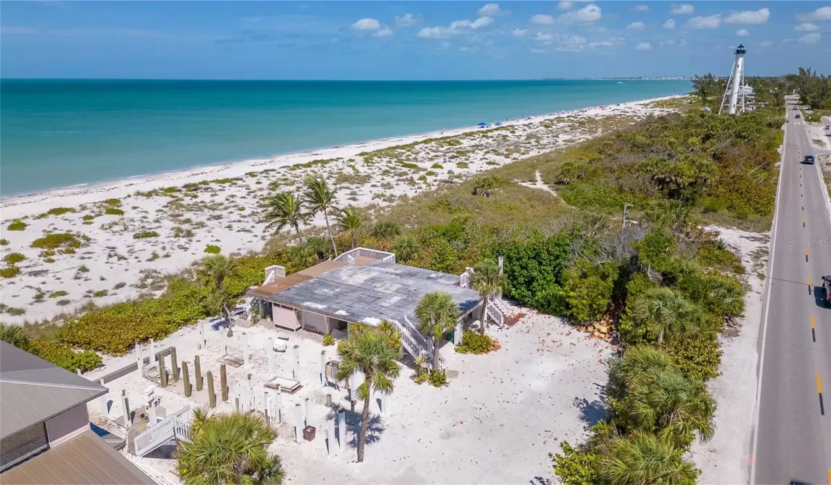 0 , 0 ,0,Land,Sold,0,D6136000