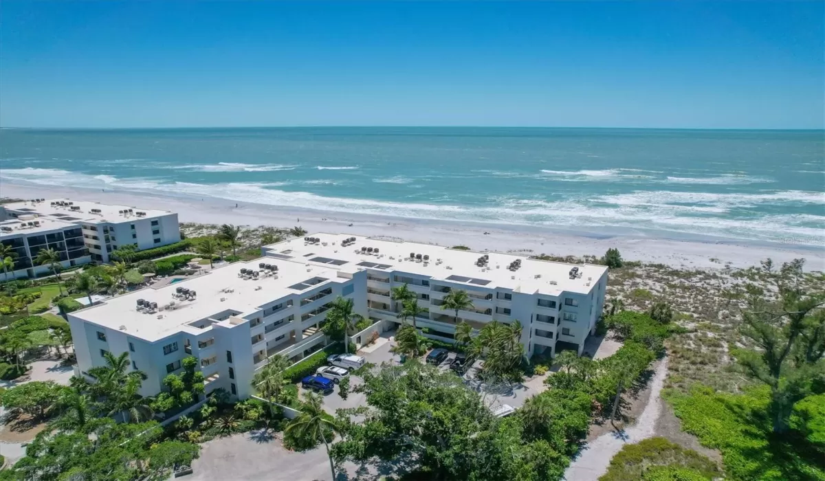 2 Bedrooms Bedrooms, 0 ,2 BathroomsBathrooms,Residential,Sold,0,D6136035