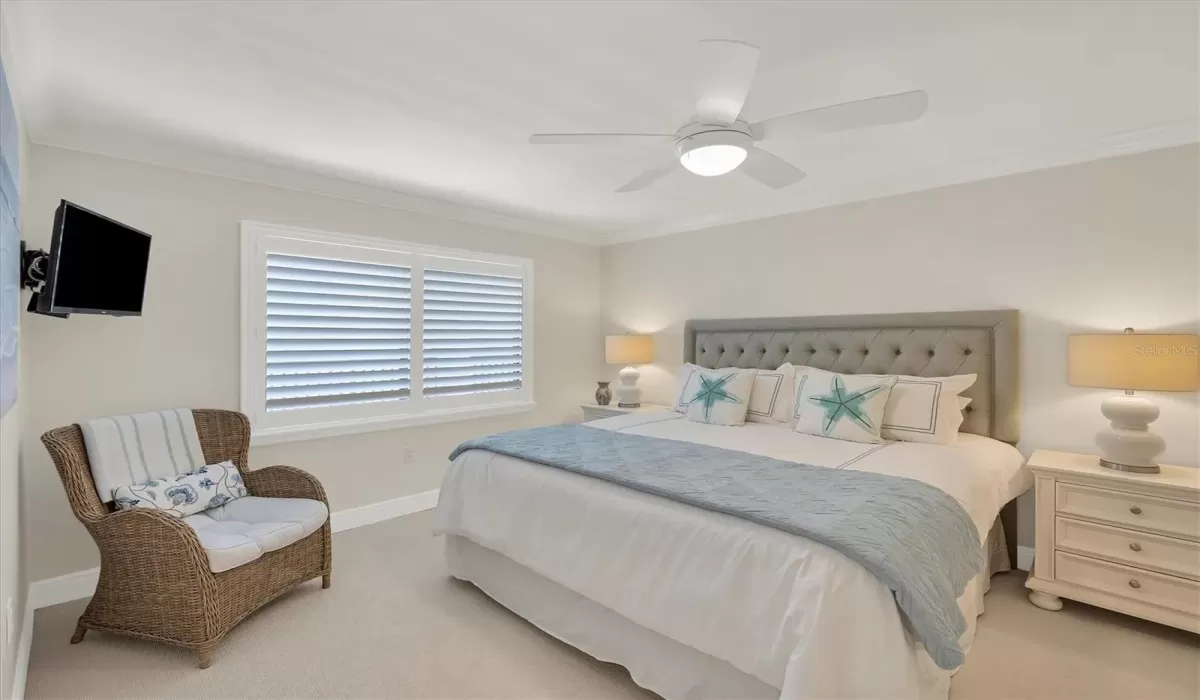 2 Bedrooms Bedrooms, 0 ,2 BathroomsBathrooms,Residential,Sold,0,D6136035