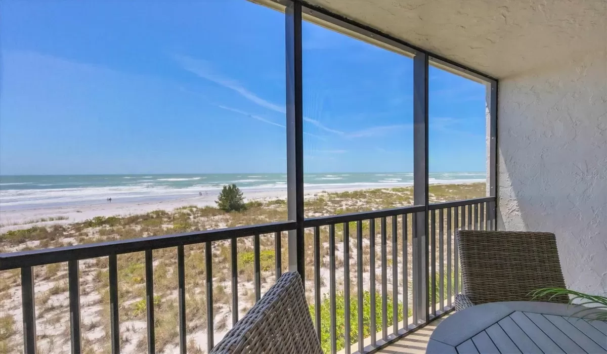 2 Bedrooms Bedrooms, 0 ,2 BathroomsBathrooms,Residential,Sold,0,D6136035