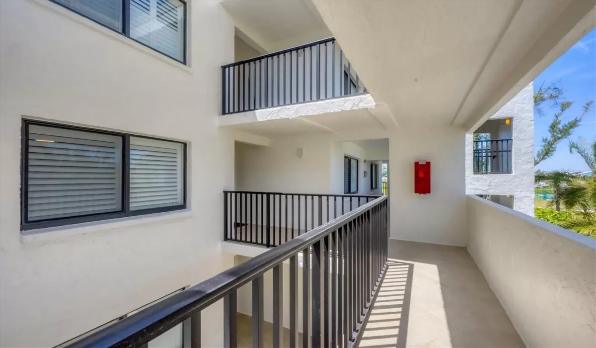 2 Bedrooms Bedrooms, 0 ,2 BathroomsBathrooms,Residential,Sold,0,D6136035