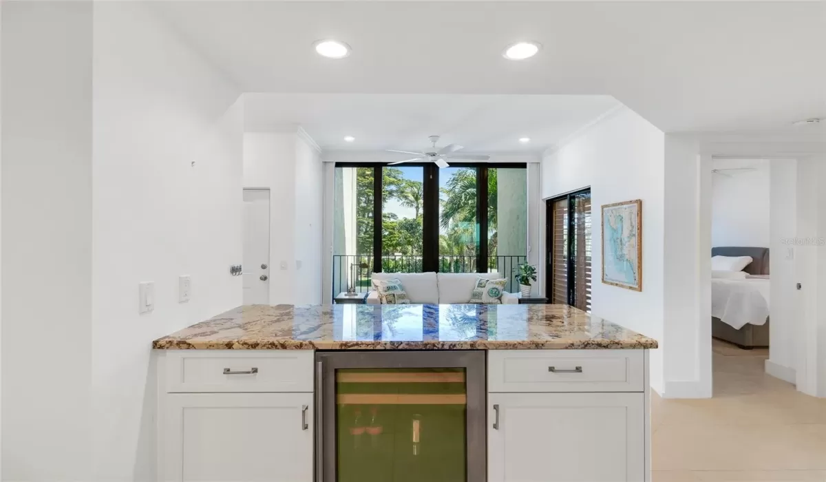 2 Bedrooms Bedrooms, 0 ,2 BathroomsBathrooms,Residential,Sold,0,D6135820