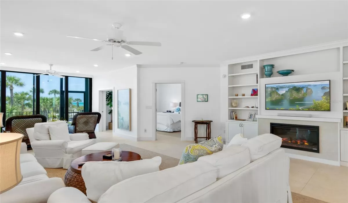 2 Bedrooms Bedrooms, 0 ,2 BathroomsBathrooms,Residential,Sold,0,D6135820