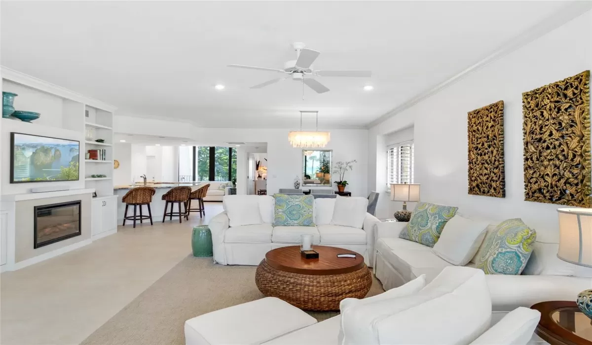 2 Bedrooms Bedrooms, 0 ,2 BathroomsBathrooms,Residential,Sold,0,D6135820