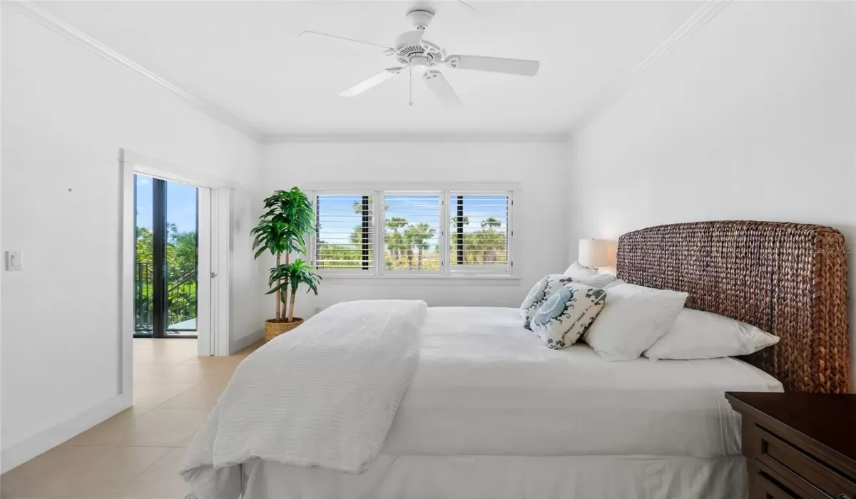 2 Bedrooms Bedrooms, 0 ,2 BathroomsBathrooms,Residential,Sold,0,D6135820