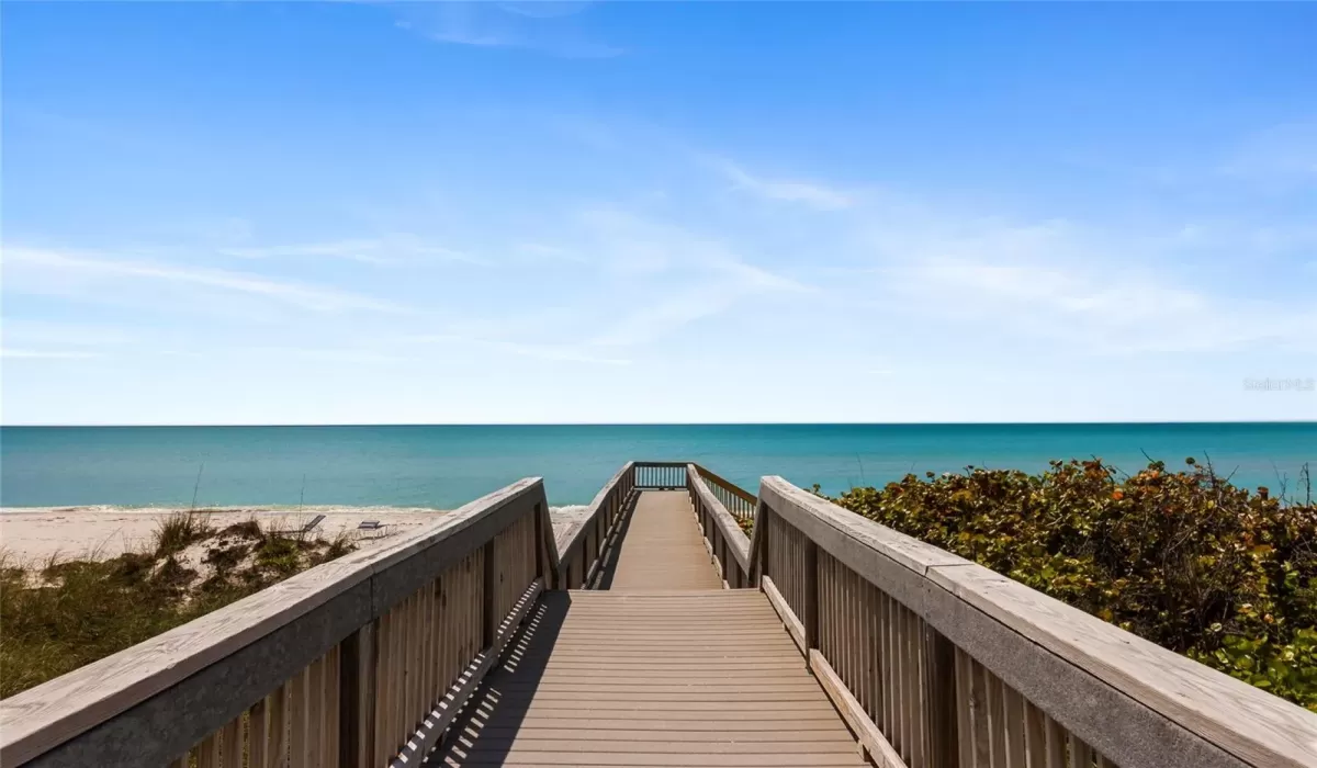2 Bedrooms Bedrooms, 0 ,2 BathroomsBathrooms,Residential,Sold,0,D6135820