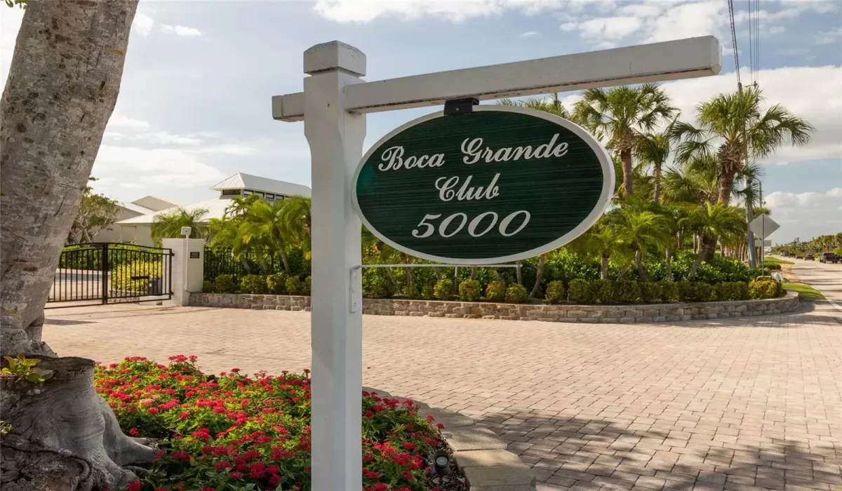 2 Bedrooms Bedrooms, 0 ,2 BathroomsBathrooms,Residential,Sold,0,D6135820