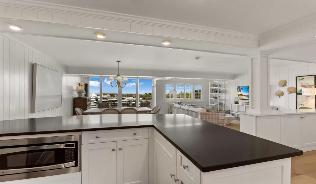 2 Bedrooms Bedrooms, 0 ,2 BathroomsBathrooms,Residential,For Sale,0,D6136229
