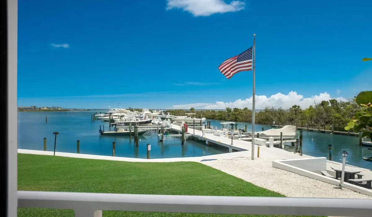 2 Bedrooms Bedrooms, 0 ,2 BathroomsBathrooms,Residential,For Sale,0,D6136229