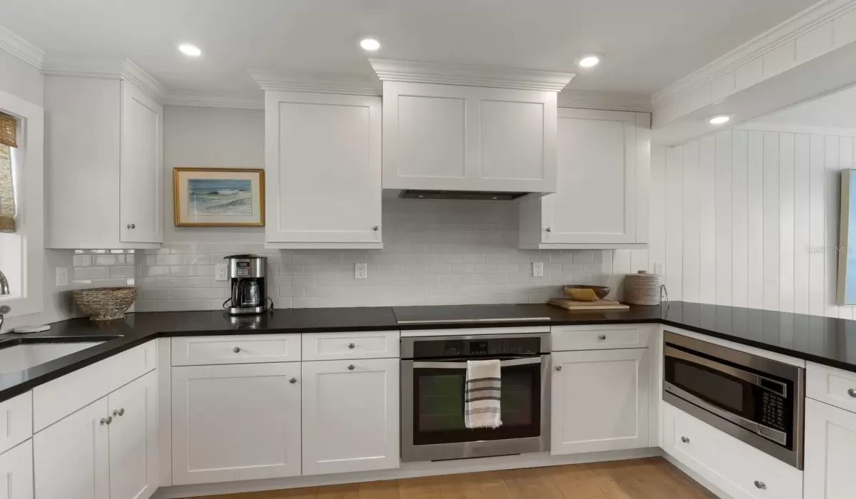 2 Bedrooms Bedrooms, 0 ,2 BathroomsBathrooms,Residential,For Sale,0,D6136229