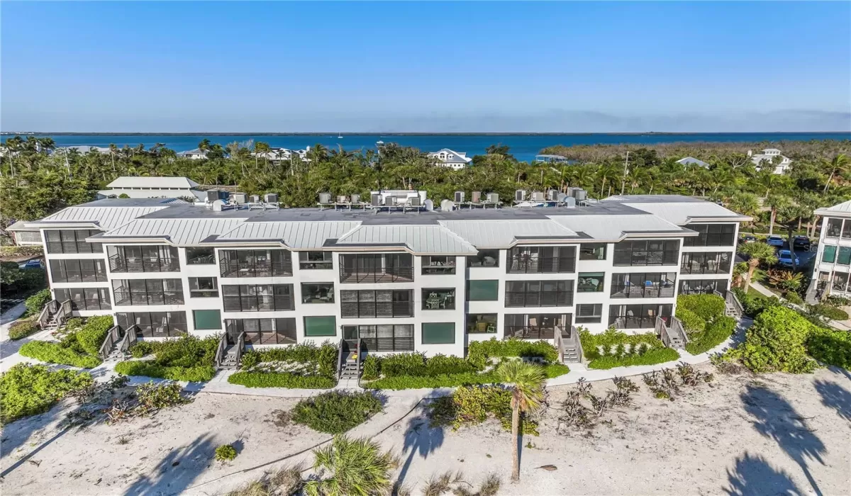 2 Bedrooms Bedrooms, 0 ,2 BathroomsBathrooms,Residential,Sold,0,D6136482