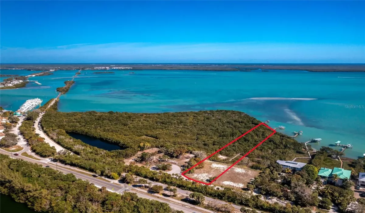 0 , 0 ,0,Land,For Sale,0,D6137379