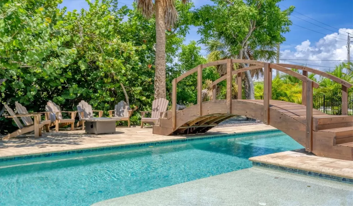 4 Bedrooms Bedrooms, 0 ,4 BathroomsBathrooms,Residential Lease,For Sale,0,D6138107