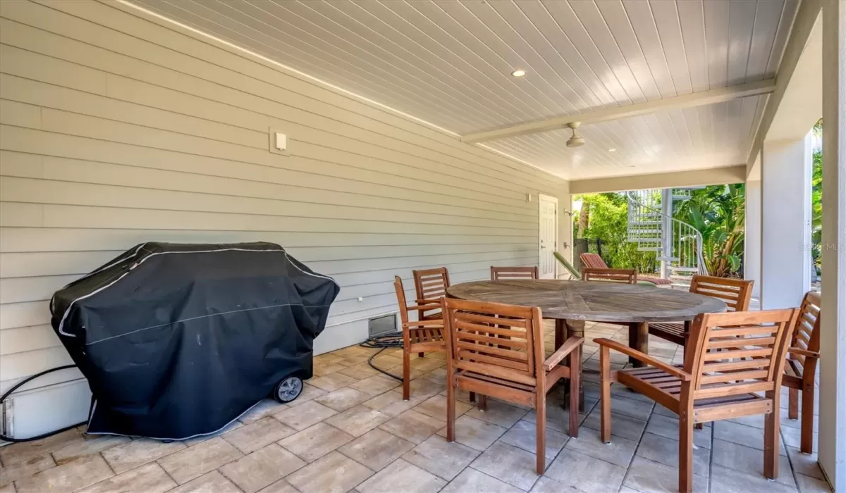 4 Bedrooms Bedrooms, 0 ,4 BathroomsBathrooms,Residential Lease,For Sale,0,D6138107