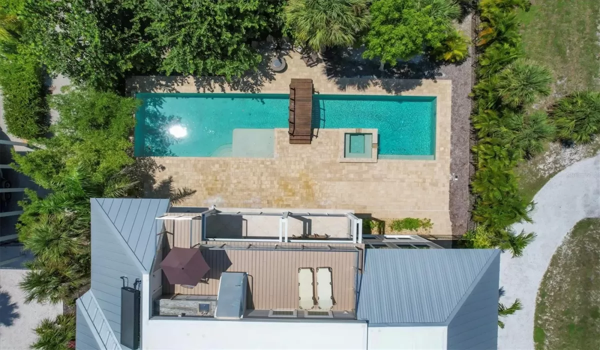 4 Bedrooms Bedrooms, 0 ,4 BathroomsBathrooms,Residential Lease,For Sale,0,D6138107