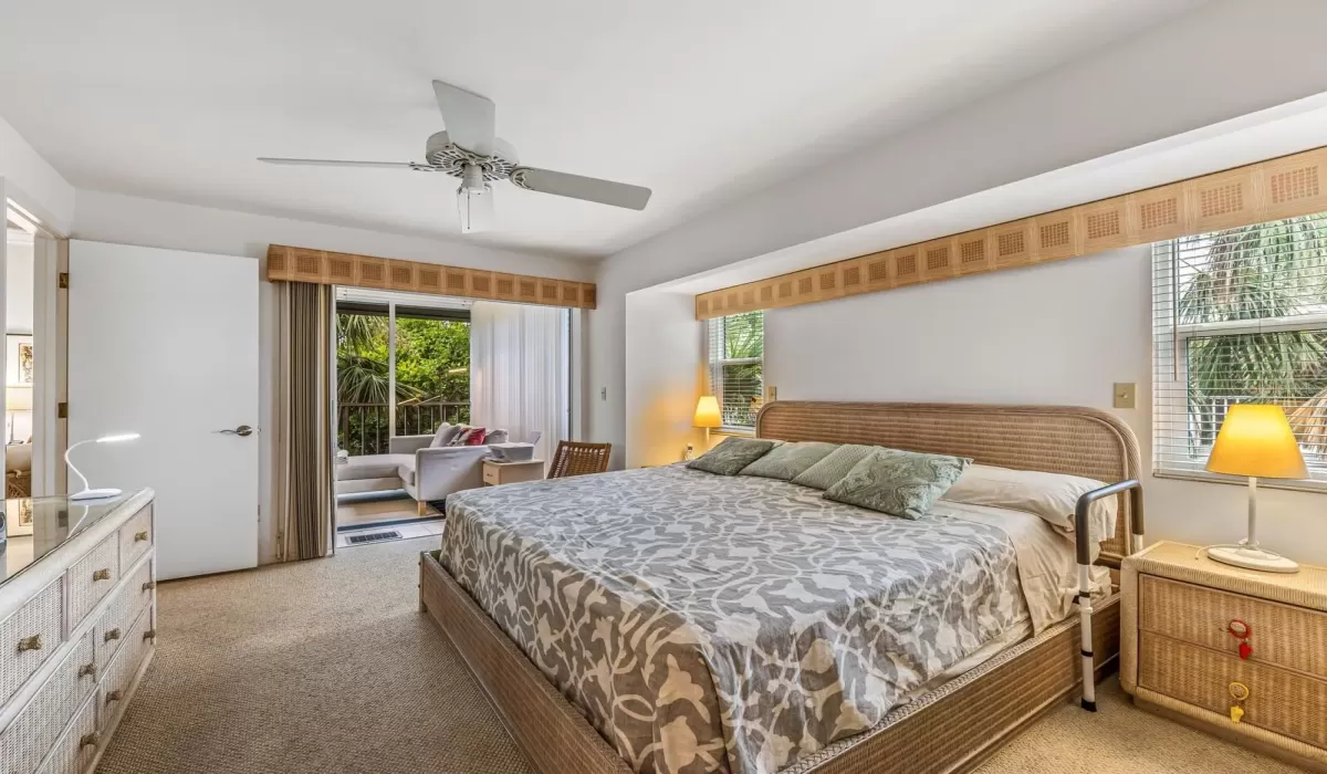 3 Bedrooms Bedrooms, 0 ,2 BathroomsBathrooms,Residential,Sold,0,D6138243