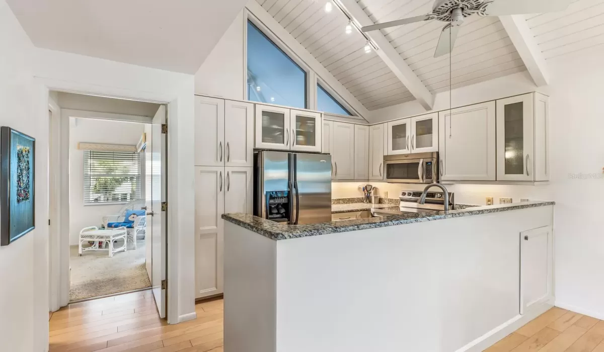 3 Bedrooms Bedrooms, 0 ,2 BathroomsBathrooms,Residential,Sold,0,D6138243