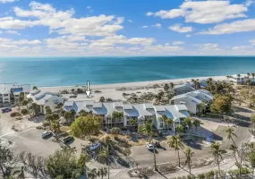 2 Bedrooms Bedrooms, 0 ,2 BathroomsBathrooms,Residential,Sold,0,D6139546