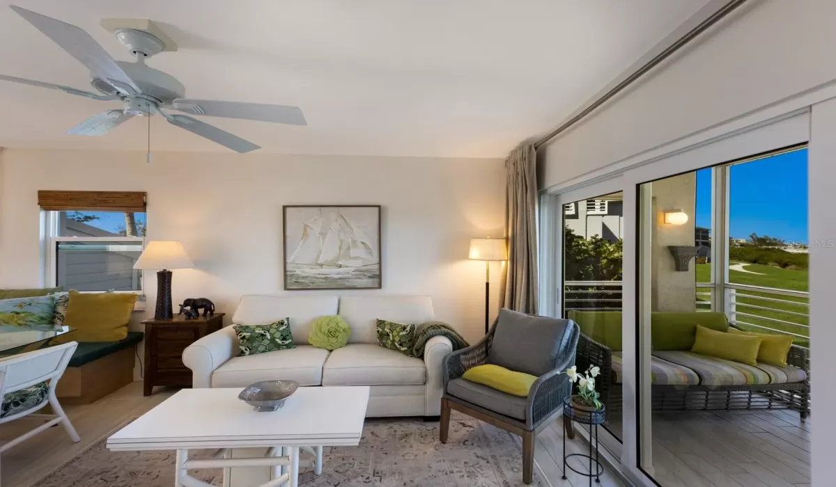 1 Bedroom Bedrooms, 0 ,1 BathroomBathrooms,Residential,For Sale,0,D6139663