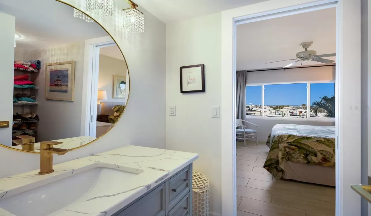 1 Bedroom Bedrooms, 0 ,1 BathroomBathrooms,Residential,For Sale,0,D6139663