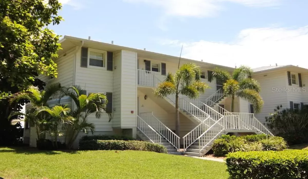 1 Bedroom Bedrooms, 0 ,1 BathroomBathrooms,Residential,For Sale,0,D6139663
