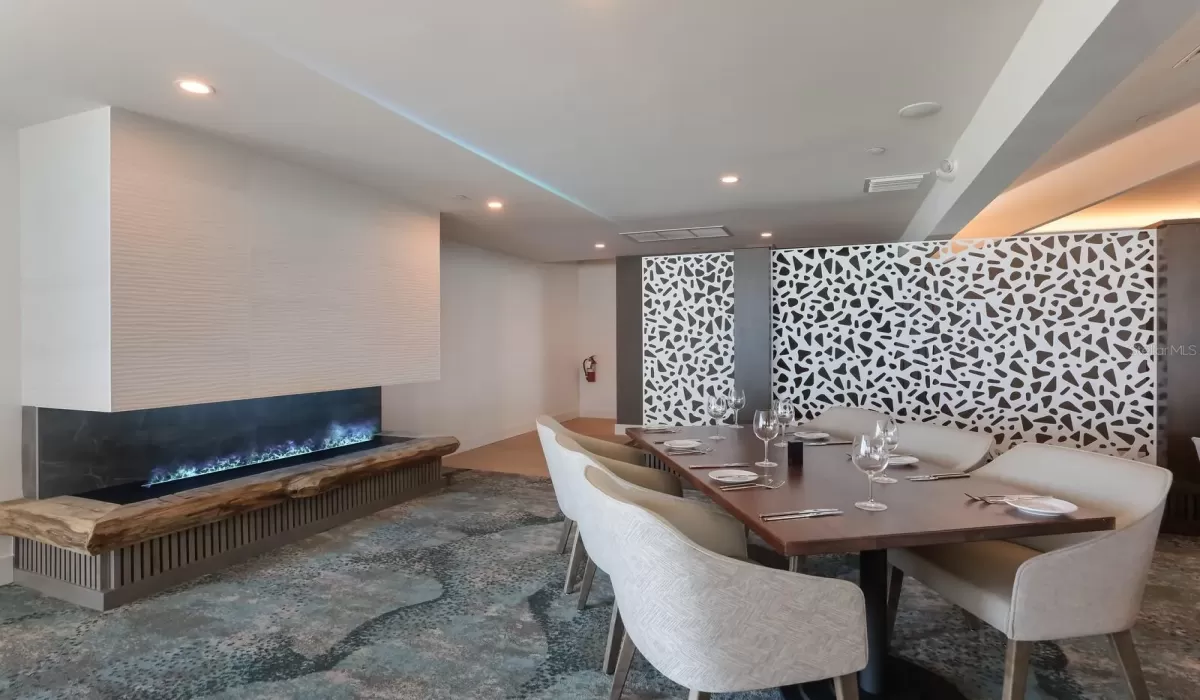 1 Bedroom Bedrooms, 0 ,1 BathroomBathrooms,Residential,For Sale,0,D6139663