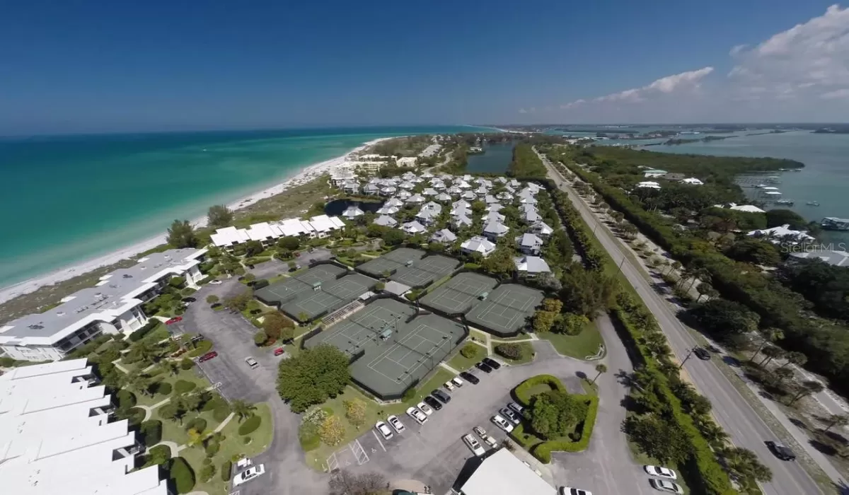 1 Bedroom Bedrooms, 0 ,1 BathroomBathrooms,Residential,For Sale,0,D6139663
