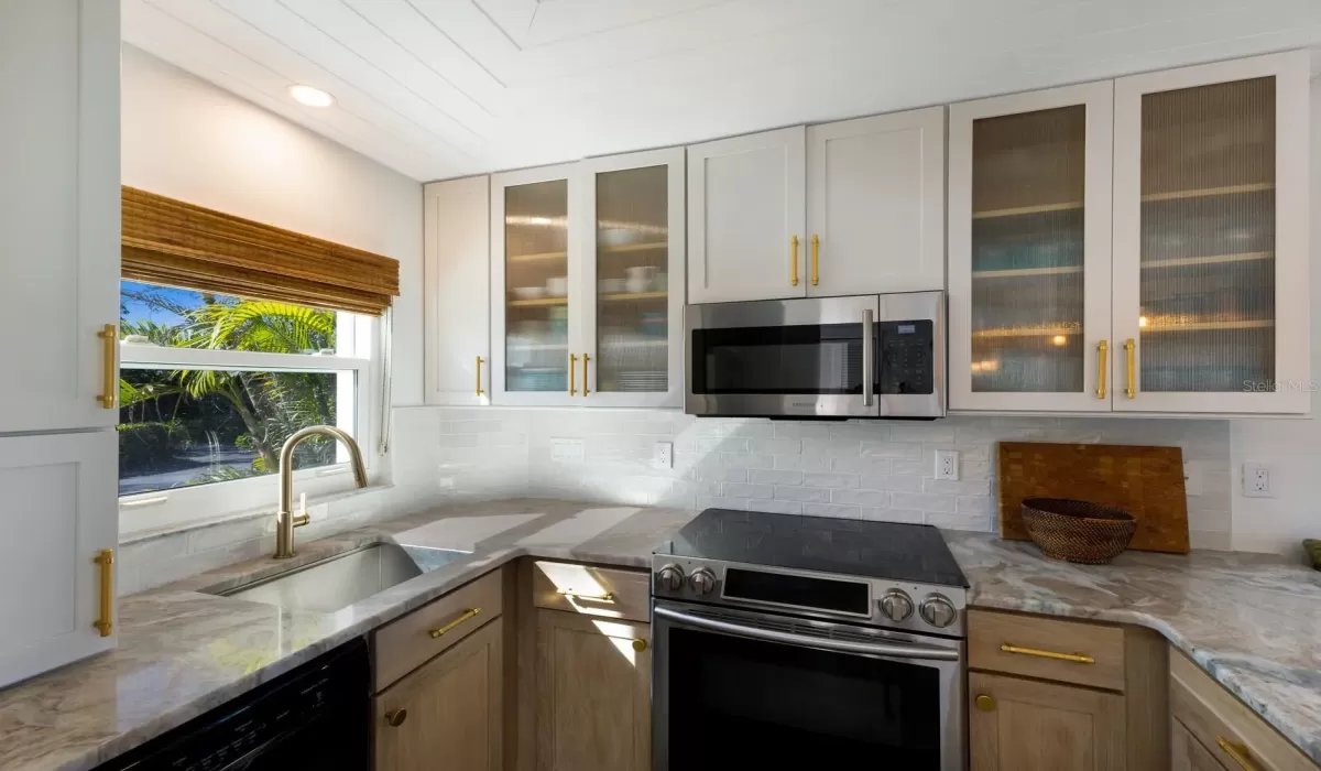1 Bedroom Bedrooms, 0 ,1 BathroomBathrooms,Residential,For Sale,0,D6139663
