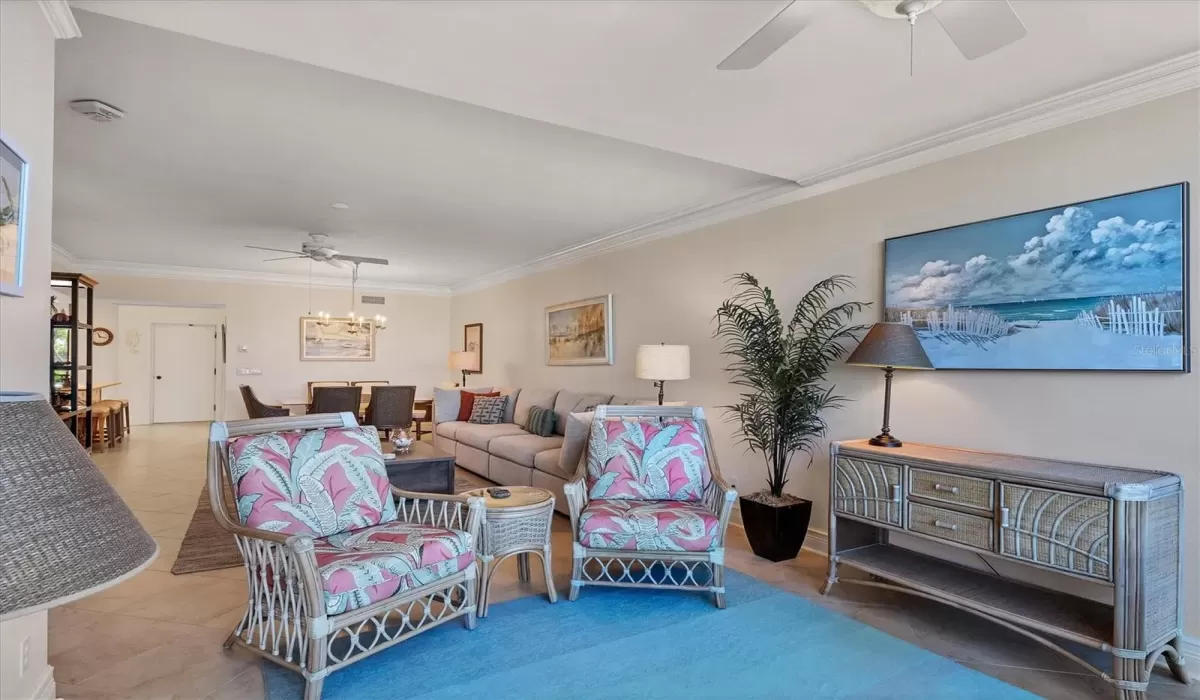 2 Bedrooms Bedrooms, 0 ,2 BathroomsBathrooms,Residential,For Sale,0,D6139754