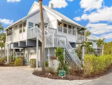 3 Bedrooms Bedrooms, 0 ,3 BathroomsBathrooms,Residential,Sold,0,D6139892