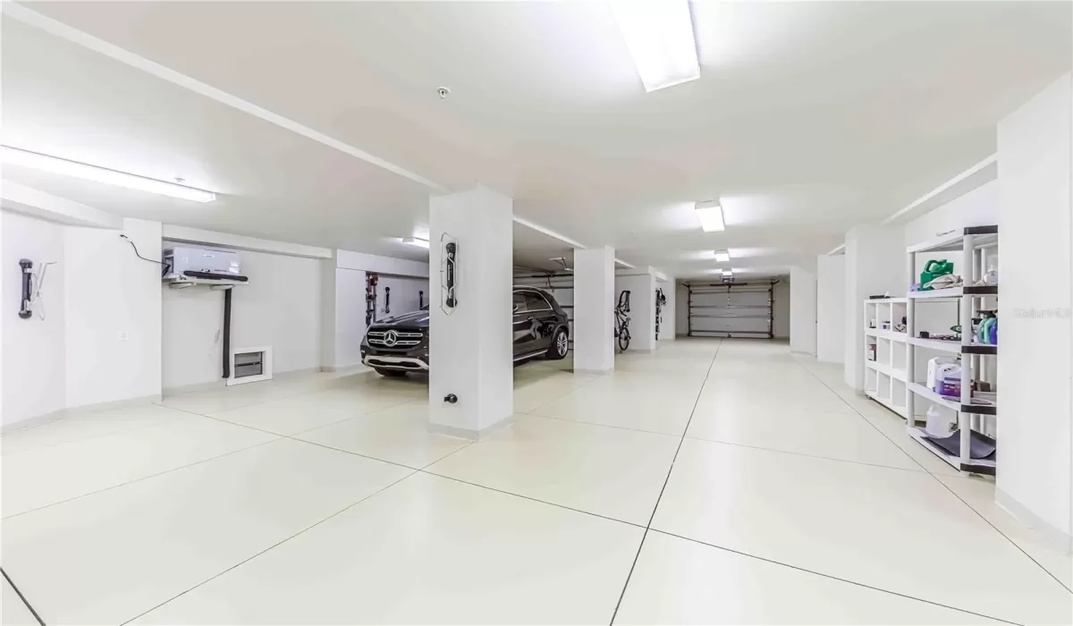 4 Bedrooms Bedrooms, 0 ,3 BathroomsBathrooms,Residential,For Sale,0,D6140811