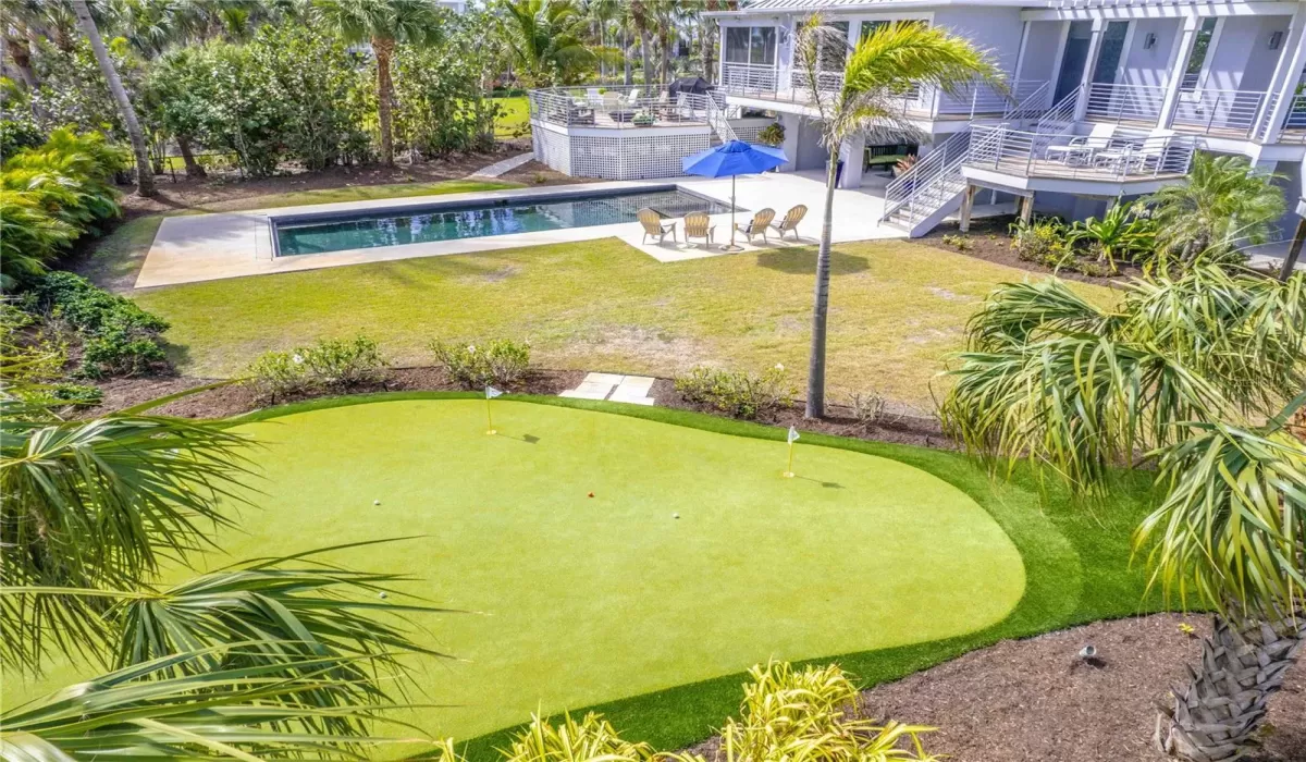 4 Bedrooms Bedrooms, 0 ,3 BathroomsBathrooms,Residential,For Sale,0,D6140811
