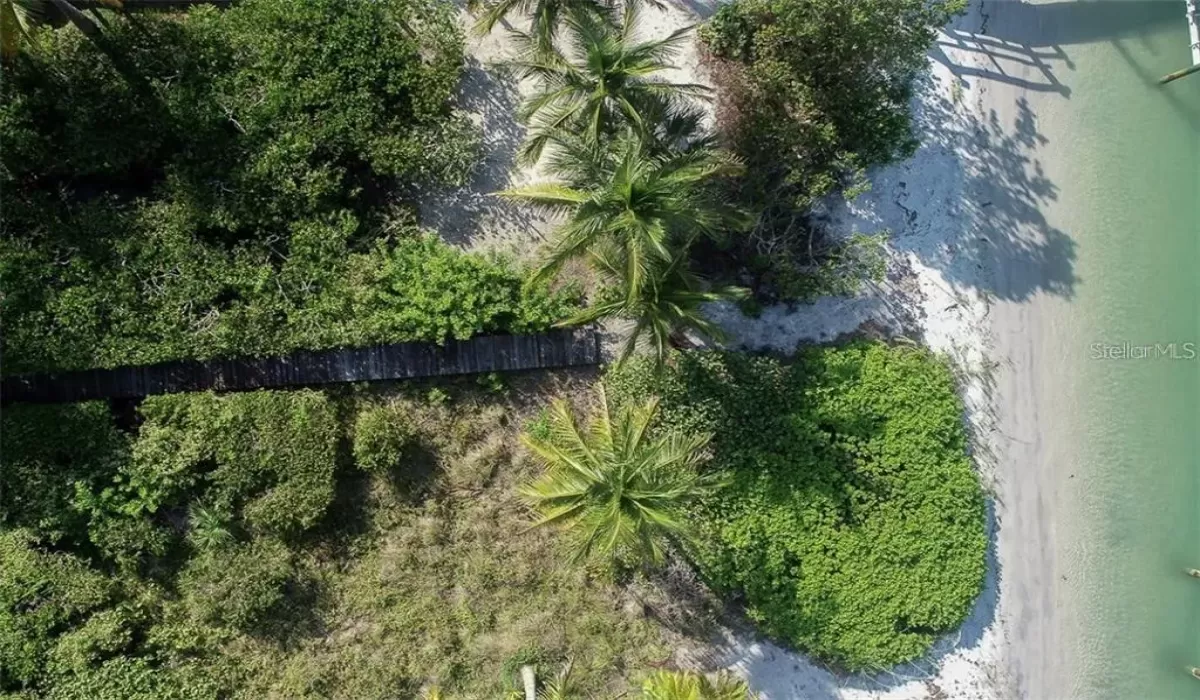 0 , 0 ,0,Land,For Sale,0,D6141084