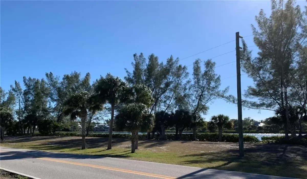 0 , 0 ,0,Land,For Sale,0,D6141084